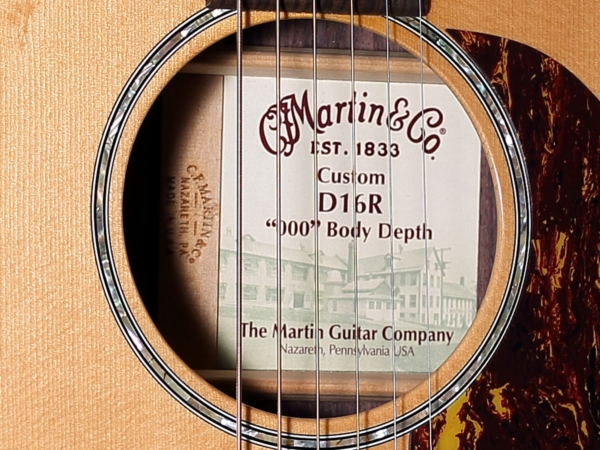 Martin Customshop D-16R Thinbody