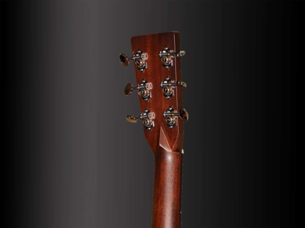 Martin Customshop 000-28 Italian Alpine Spruce